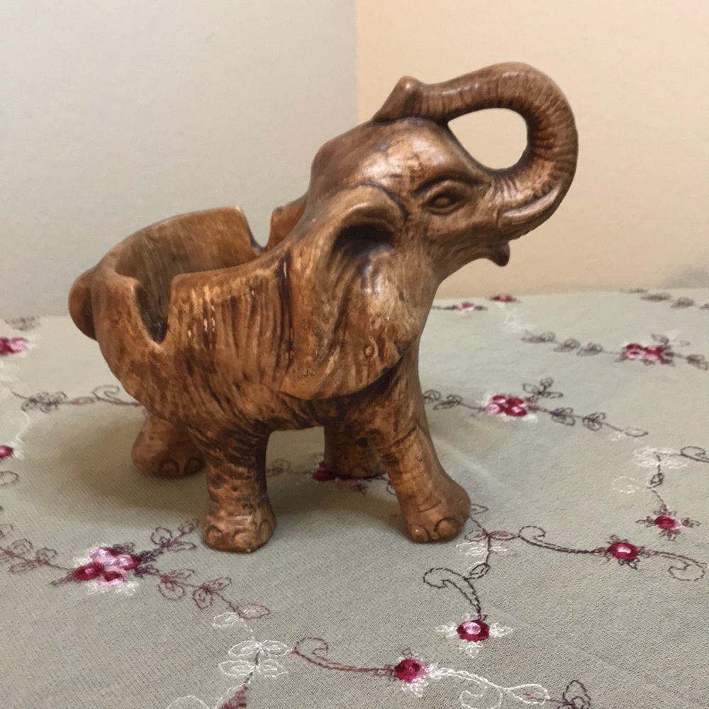 Vintage Ceramic Elephant Ashtray
